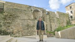 Adolfo de Abel Vilela celebra los 50 a�os de su primera obra con una exposici�n.