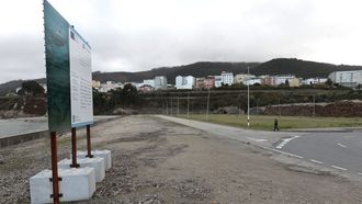 Ya han comenzado los trabajos preliminares de la obra del criadero de salm�n de Burela, que se construir� en una explanada portuaria, con un presupuesto de 78,76 millones.