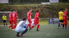 Imagen del partido entre el Uni�n y el Agolado en el campo municipal de Vilas