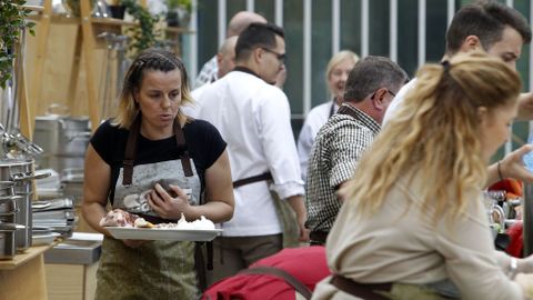 O equipo visitante, o dos concursantes, est� formado por cinco afeccionados � coci�a procedentes de diferentes puntos de Galicia