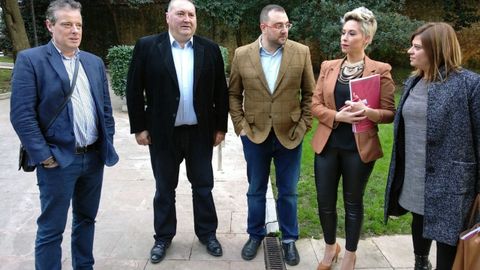 Marcelino Marcos L�dez, Ram�n Arg�elles, Adri�n Barb�n, Elsa Valle y Gimena Llamedo 