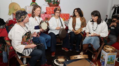 Manuela Pais, Agustina Caram�s, Paula Enr�quez, Montse Mansilla e Catuxa Gonz�lez