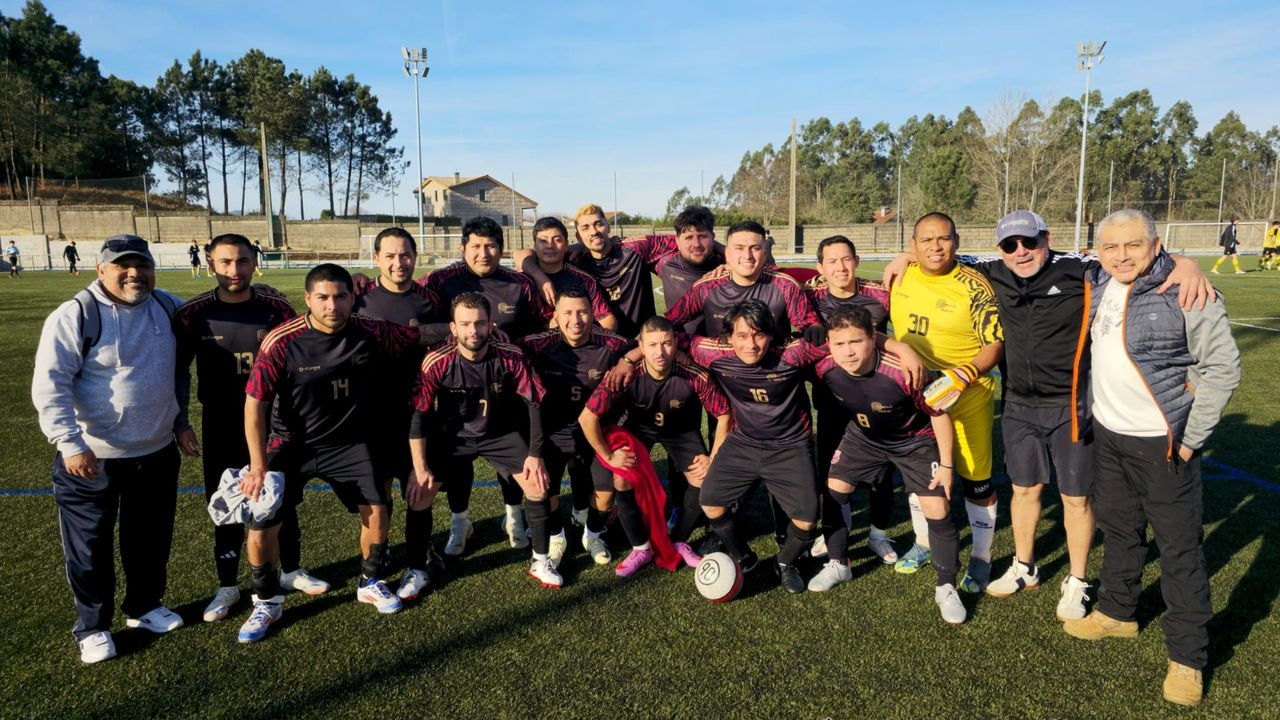 Los peruanos futbolistas de Vigo: «Lo que dijo el concejal de Cangas es una burrada, es racismo»