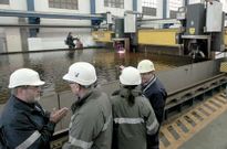 Las tareas del flotel comenzaron el pasado jueves con el corte de la primera plancha. 