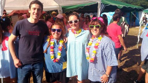 Luarca, Vald�s.Cualquier indumentaria es buena para San Timoteo