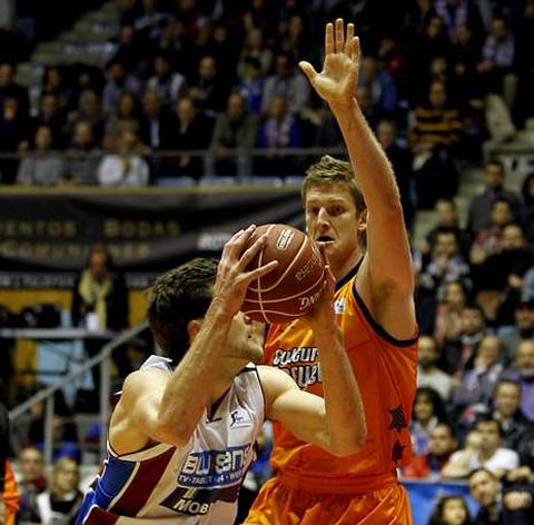 Doellman firm 41 de valoracin en su ltima visita a Sar, y viene de hacer 42 ante el CAI.