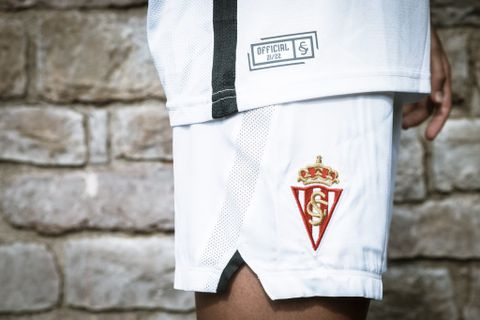 Pantal�n tercera equipaci�n Sporting