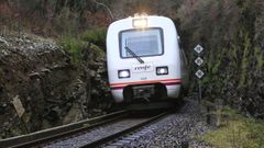 Tren de media distancia entre Monforte y Lugo