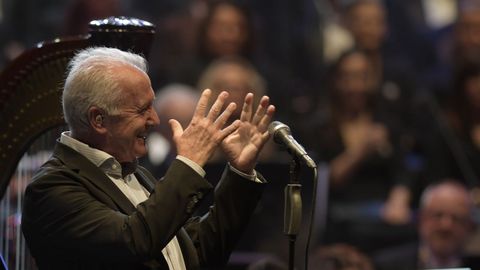 Vctor Manuel, durante su concierto en la Laboral