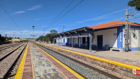 Estacin de de ferrocarril de Almuradiel-Viso del Marqus, en Almuradiel