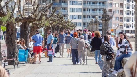 Ma�ana de sol este Jueves Santo en Sanxenxo
