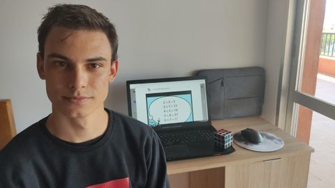 Blas M�ndez, uno de los gallegos del grupo @virusmatematico