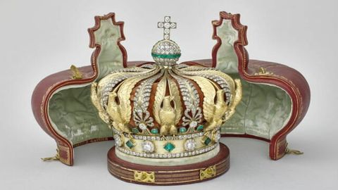Corona de la emperatriz Eugenia de Montijo, la esposa española del emperador Napoleón III (1852-1870)