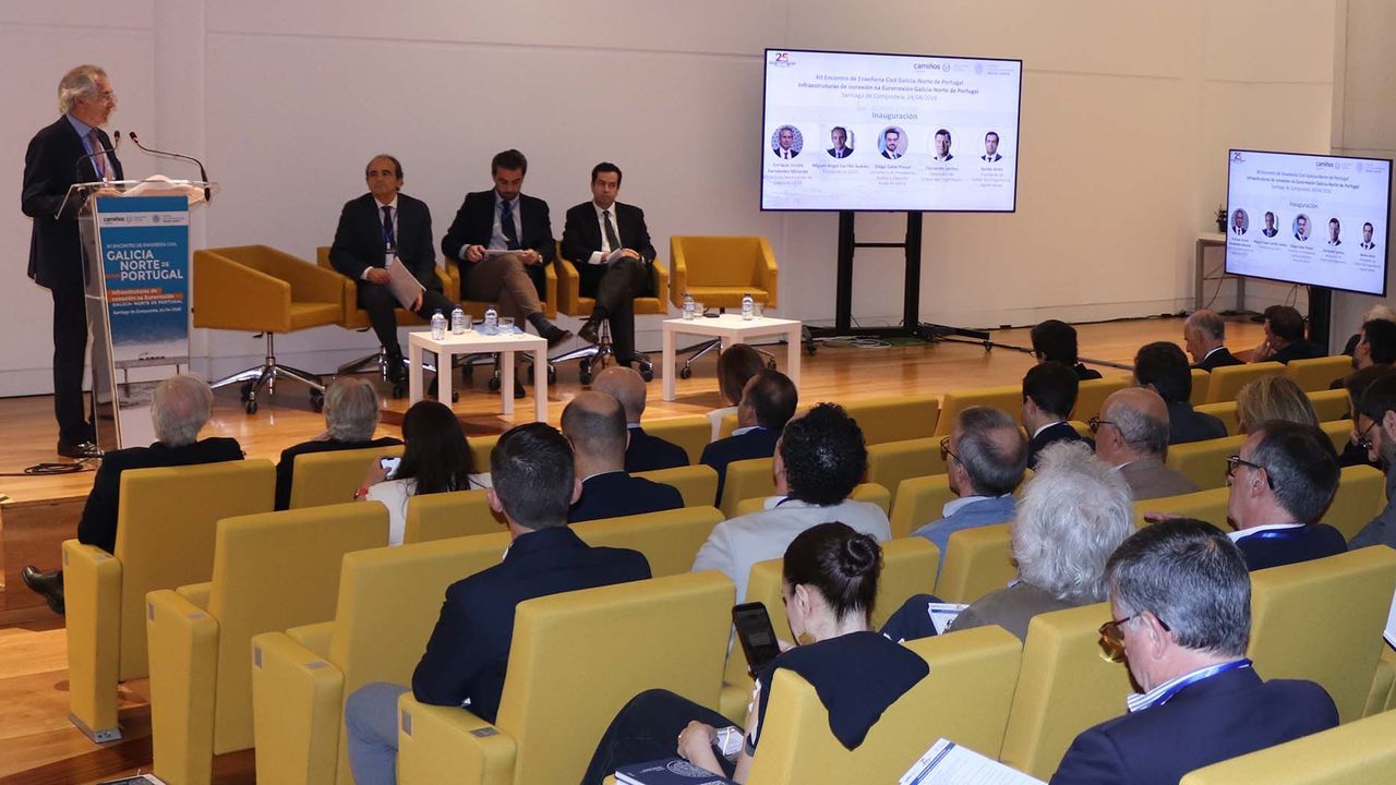 Los ingenieros portugueses plantean coordinar la oferta del aeropuerto de Oporto, al borde de la saturación, con las tres pistas gallegas