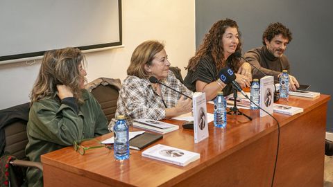 PRESENTACION DEL LIBRO DE AURORA MARCO