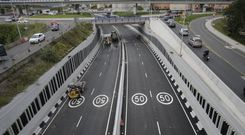 Imagen de los trabajos en la avenida de San Crist�bal, que se abrir� ma�ana al tr�fico. 