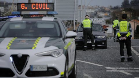 La Guardia Civil realizando un control del uso del cinturn esta misma semana.