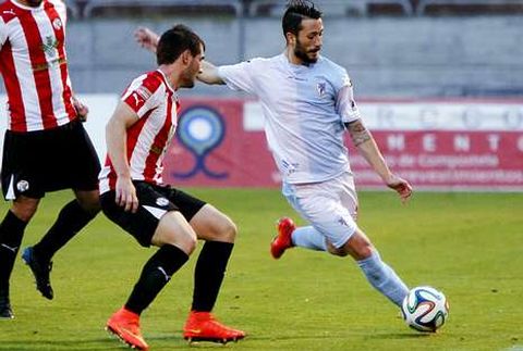 La afici�n del Compos ten�a muchas ganas de ver goles este curso en San L�zaro y ante el Zamora disfrut� del espect�culo. 