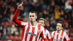 Jonathan Dubasin en un partido del Sporting