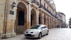 Registran el Ayuntamiento de Oviedo y el cuartel del Rub�n en la operaci�n contra el ama�o de contratos de sem�foros