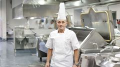 Jos� Antonio da Pereira, jefe de Cocina del HULA, donde preparar�n�caldo gallego, pulpo con cachelos, sopa de cocido y carne ao caldeiro el D�a de San Froil�n.