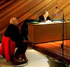 Jos� Luis Lousa, due�o de la casa g�tica, durante el juicio.