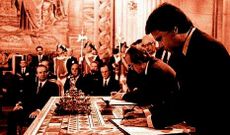 O presidente do Goberno en 1985, Felipe Gonz�lez, firma o tratado de adhesi�n de Espa�a � UE
