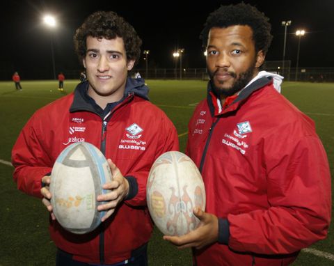 Abad�a y Mpho en el entrenamiento del Universidade en la jornada de ayer en el CUVI. 