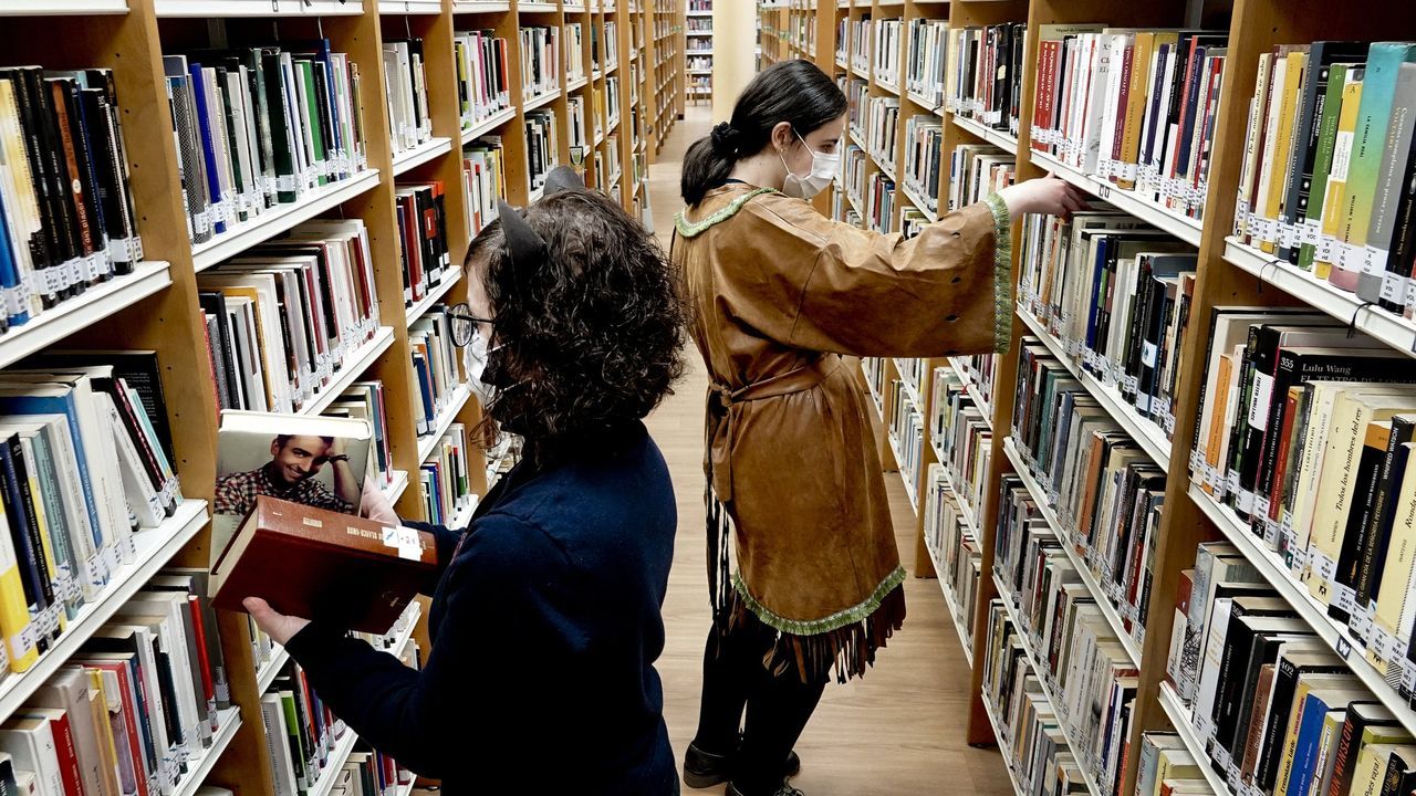 La biblioteca de Vigo es la más usada de Galicia mientras espera por la del Estado