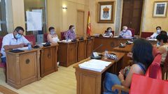 Sesi�n plenaria en el Concello de Outeiro de Rei