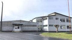 Exterior del colegio de A Barqueira, en Cerdido