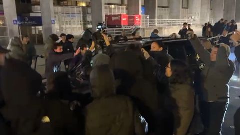 Pitos e insultos a los jugadores del Real Oviedo