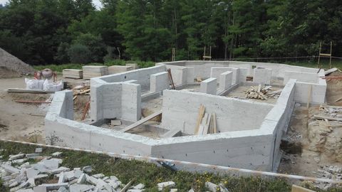 Obras iniciales en la casa