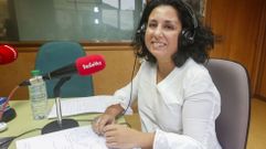 Margarita Lamela, alcaldesa de Cee, nunha visita a Radio Voz 