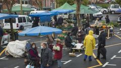 Las restricciones por el covid siguen restando actividad a la feira de Paiosaco