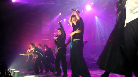 Concierto en el Coliseum de OT 1 en abril del 2002