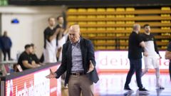 F�lix Alonso se volc� en su estreno en el Pazo