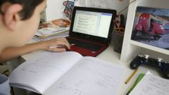 En Galicia hay 300.000 alumnos trabajando desde casa