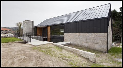Centro cultural y turstico Antonio Fraguas, en A Chan, Carballedo, Cerdedo-Cotobade. Proyecto de Mara Garca Couto