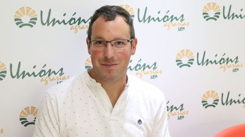 Juan Luis S�nchez Villar es uno de esos ganaderos que quieren quedarse en el rural