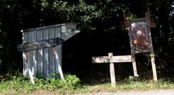 <span lang= es-es >Sobran palabras.</span> Esto es paso obligado para acceder a la Fervenza do Toxa que, por cierto, aqu� es �Cadeiro� y �Fervenza� aunque no se lea bien y en otros sitios es �catarata�, todo una riqueza ling��stica