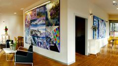 Interior del tanatorio municipal de Dumbr�a.