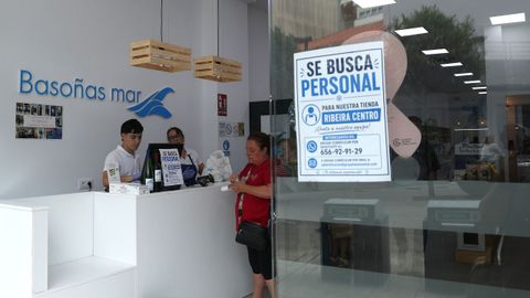 Baso�as Mar busca dependiente