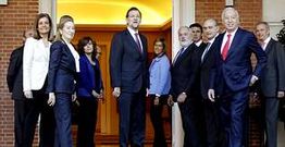 El presidente del Gobierno, Mariano Rajoy, antes de la primera reuni�n de su consejo de ministros, el pasado d�a 23.