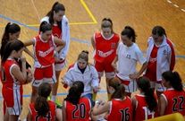 El cadete femenino se acaba de proclamar campe�n de Liga coru�esa.