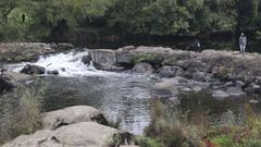 La presa de A Ponte Maceira, en el l�mite entre Ames y Negreira, est� rota cerca del punto de captaci�n de la planta potabilizadora, lo que agrava las consecuencias de la sequ�a