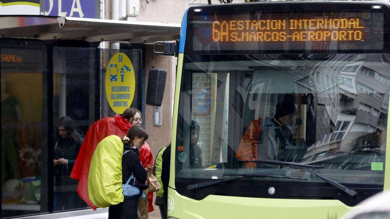 La renovación definitiva del transporte urbano de Santiago no llegará al menos hasta el 2027