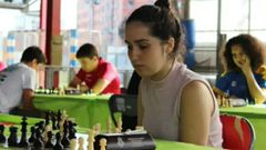Alicia Gonz�lez, de 20 a�os, es la presidenta de la Comisi�n Femenina de la Federaci�n Asturiana de Ajedrez