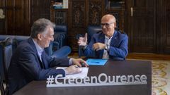 Jos� Manuel Baltar, a la derecha de la imagen, con el responsable del �rea de Benestar de la Diputaci�n de Ourense, Jos� Juan Cerdeira