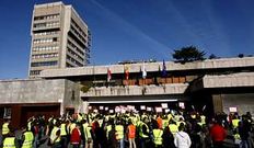Los trabajadores se movilizaron en la Praza do Rei.